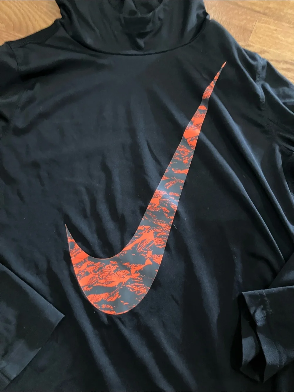 Nike Boys Black with Orange Patterned Swoosh Dri-Fit Hoodie Tee Sz XL(18) EUC